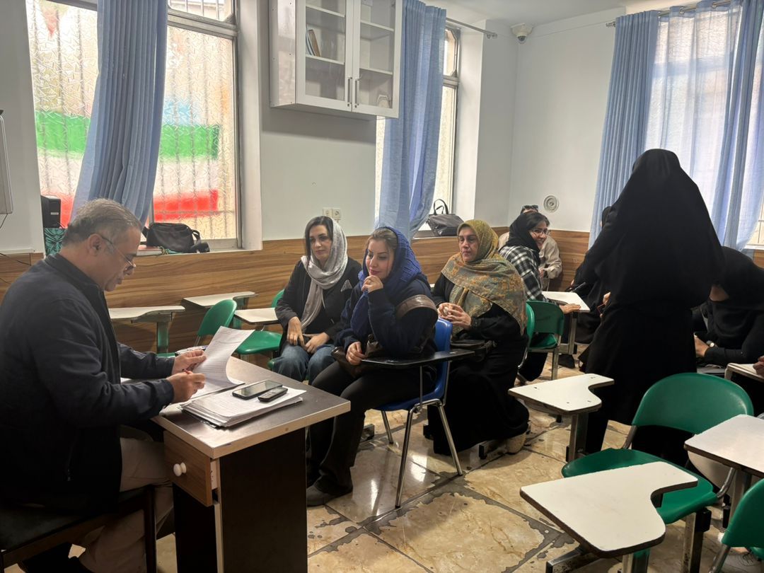 دیدار خانواده با دبیران